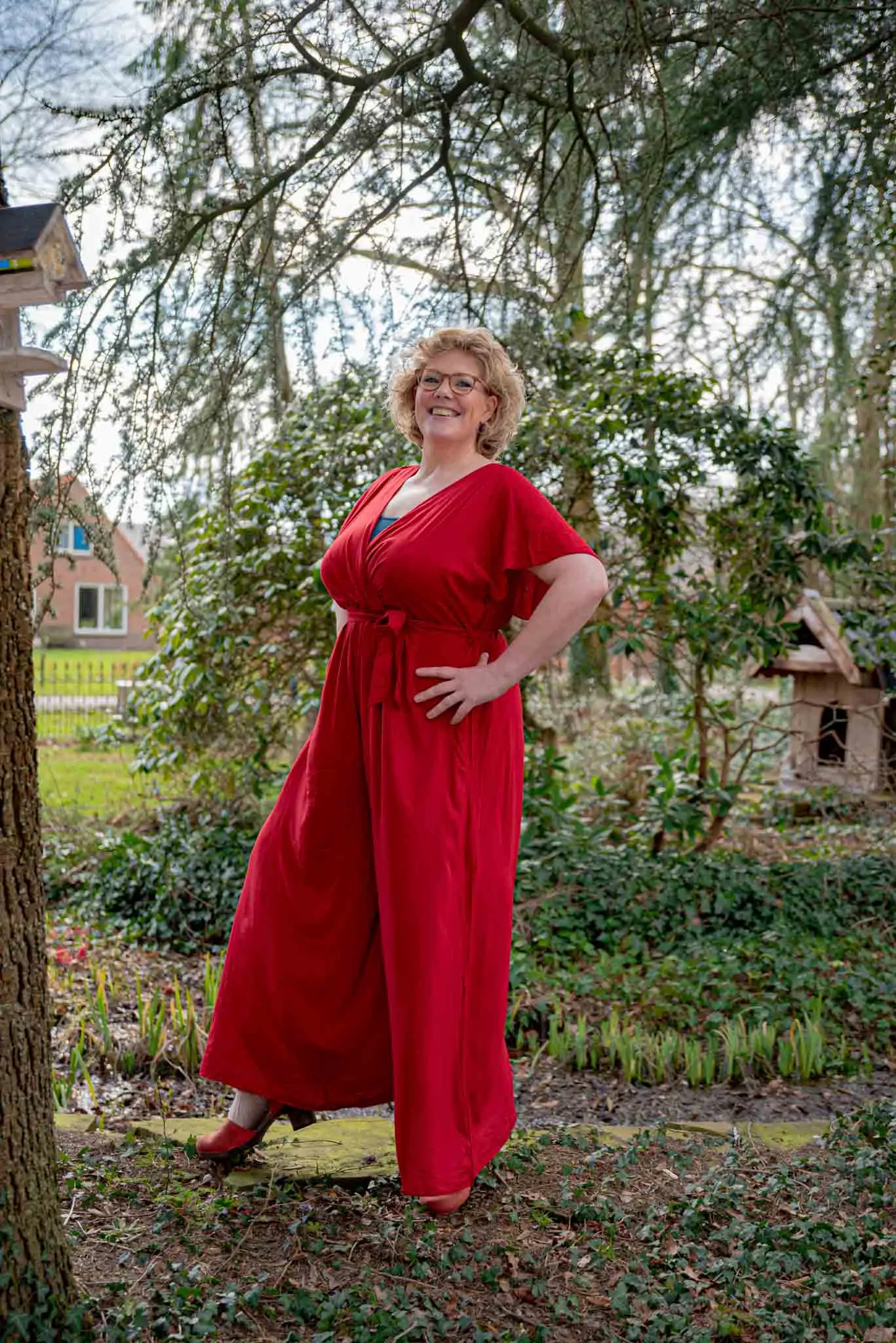 Anastasia jumpsuit - bright red- made by Tantilly