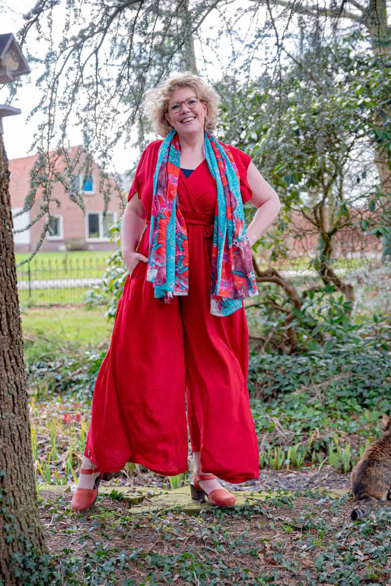 Anastasia jumpsuit - bright red- made by Tantilly