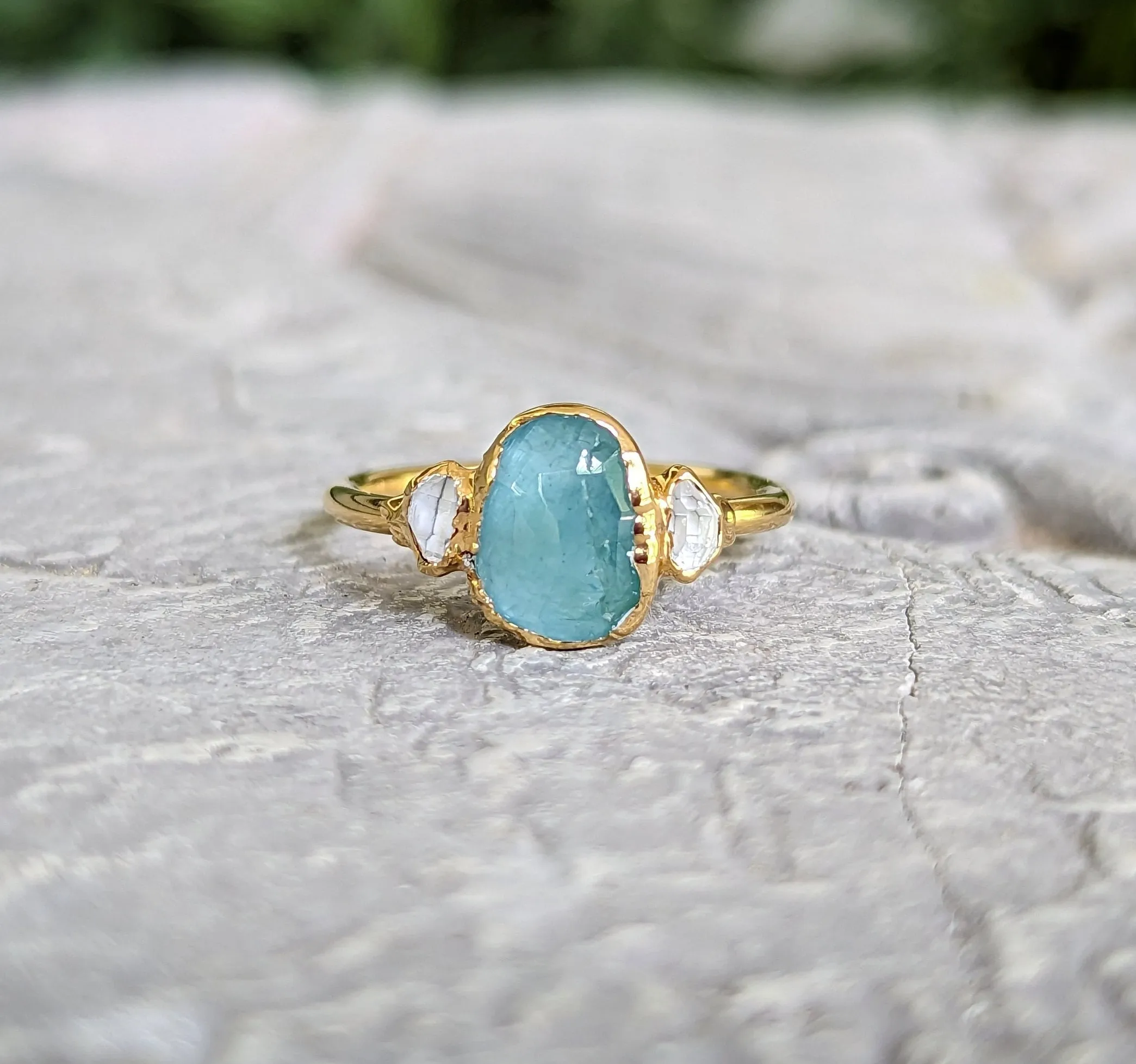 Grandidierite and diamond ring in 18k Gold