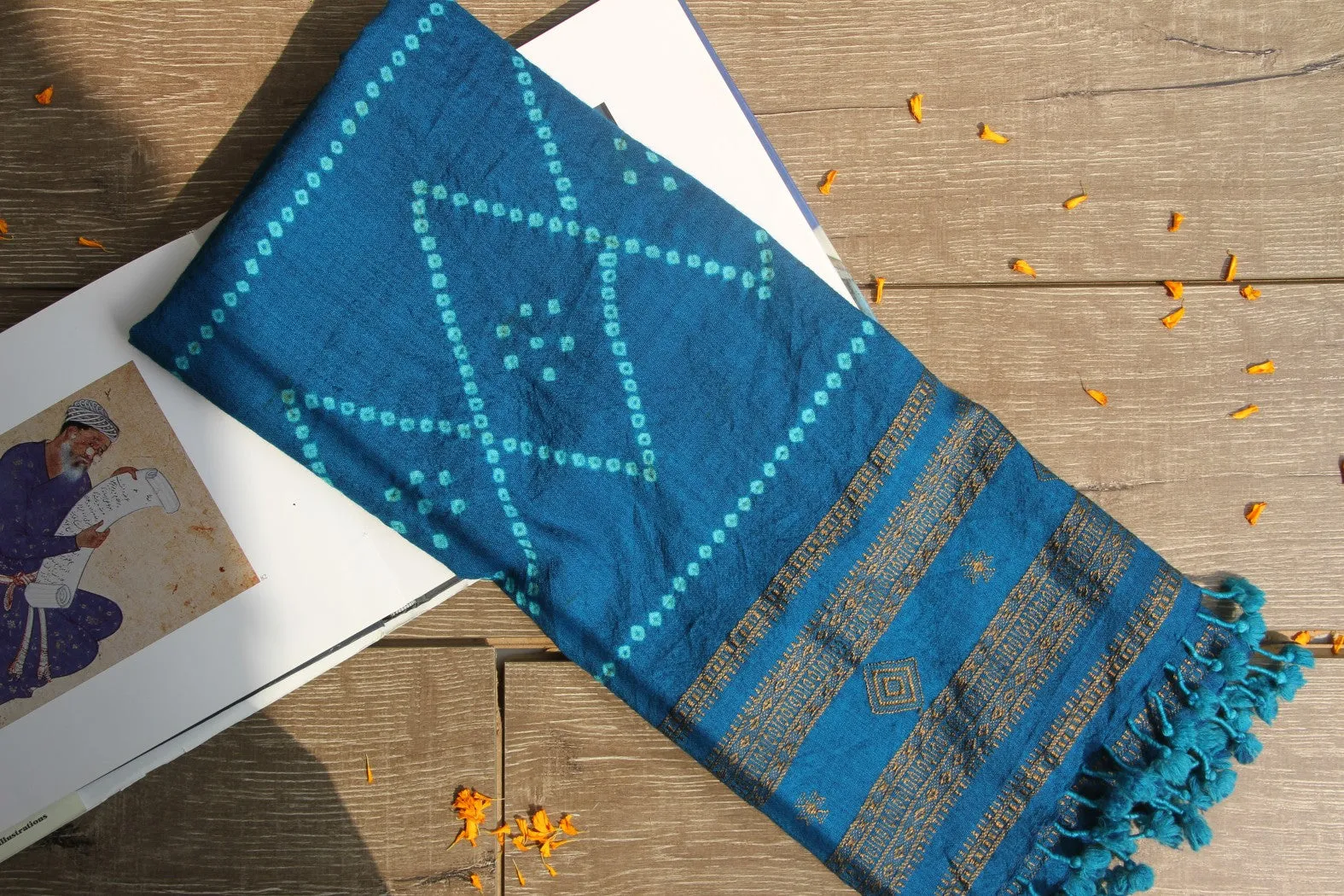 Neela Bandhani Stole