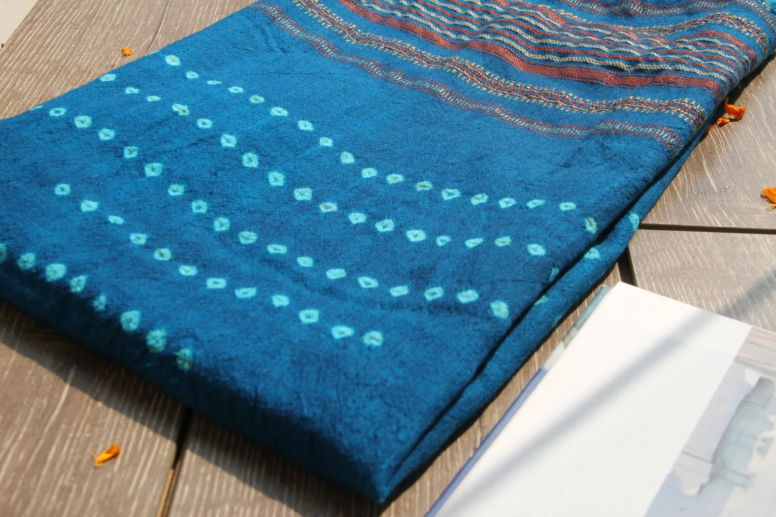 Neela Bandhani Stole