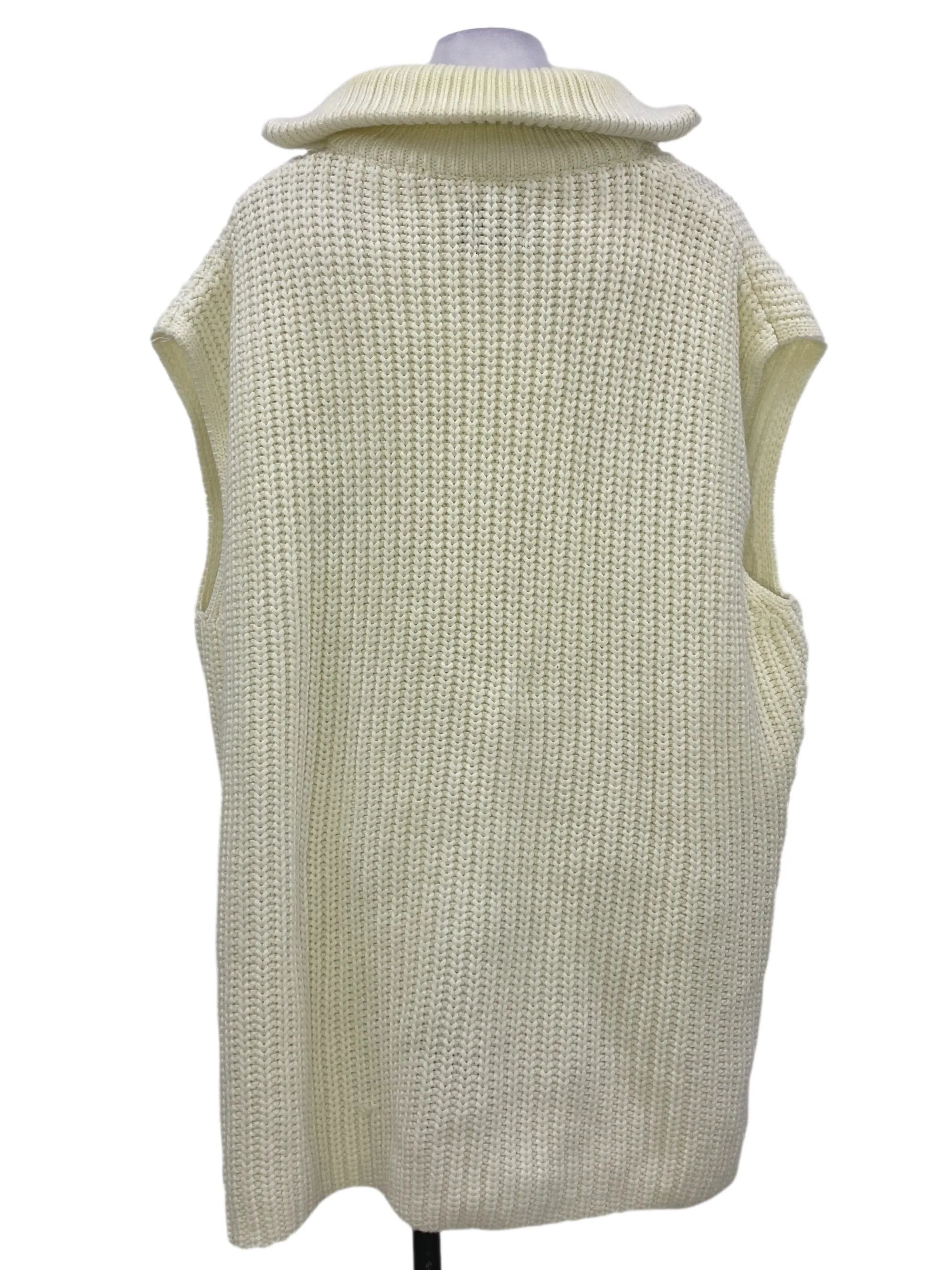 Porcelain Sleeveless Knitted Vest