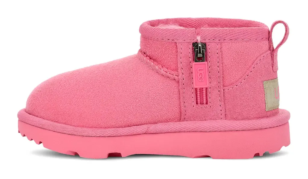 UGG Toddler's Classic Ultra Mini – Cozy, Stylish & Play-Ready